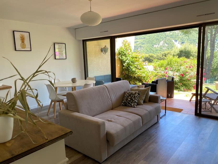 Apartamento Le Corton - 45M2 - Parking - Jardin - Wifi Cassis Exterior foto